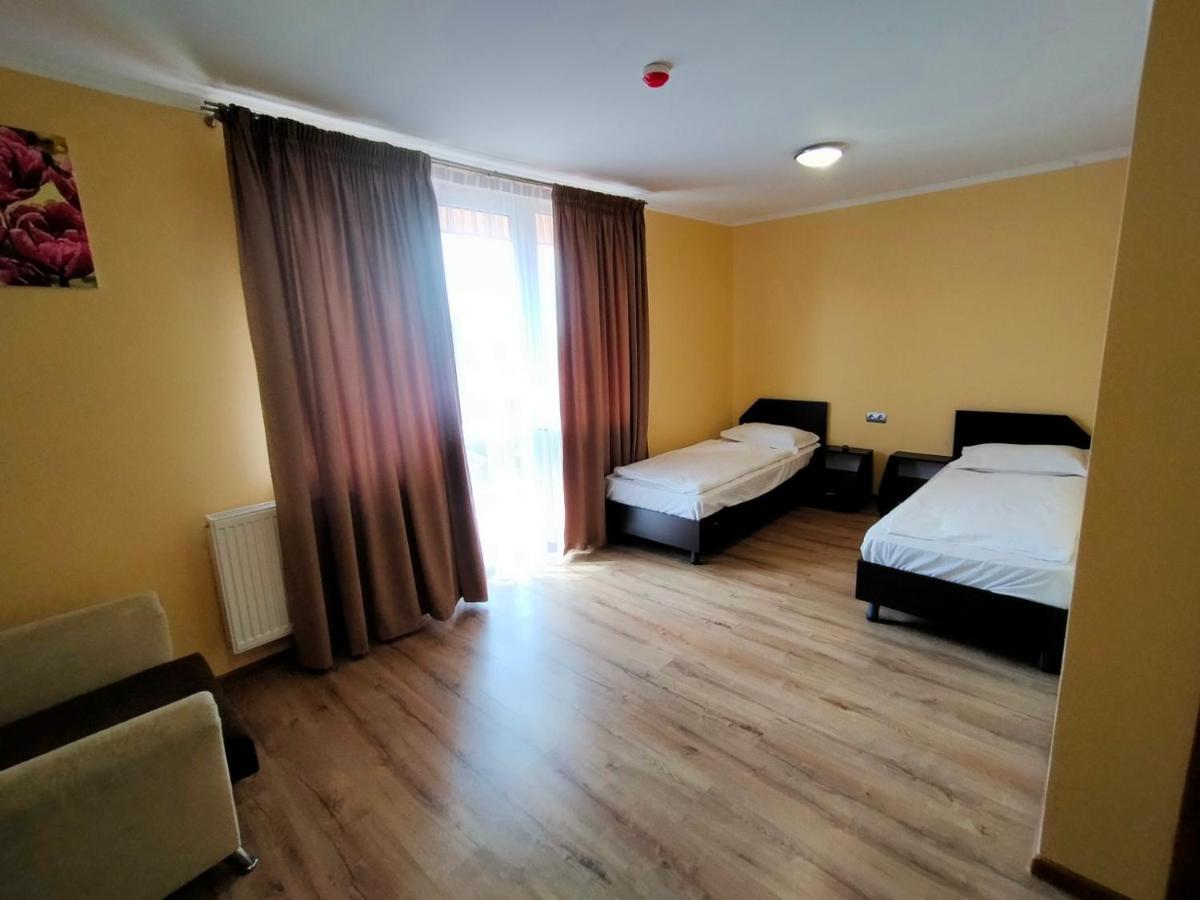 Латориця Hotel Suskovo Eksteriør billede